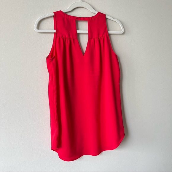 🩷GAP RED SUMMER BLOUSE CUT OUT TANK TOP SIZE SMALL CASUAL STYLE TRENDING - Picture 5 of 6